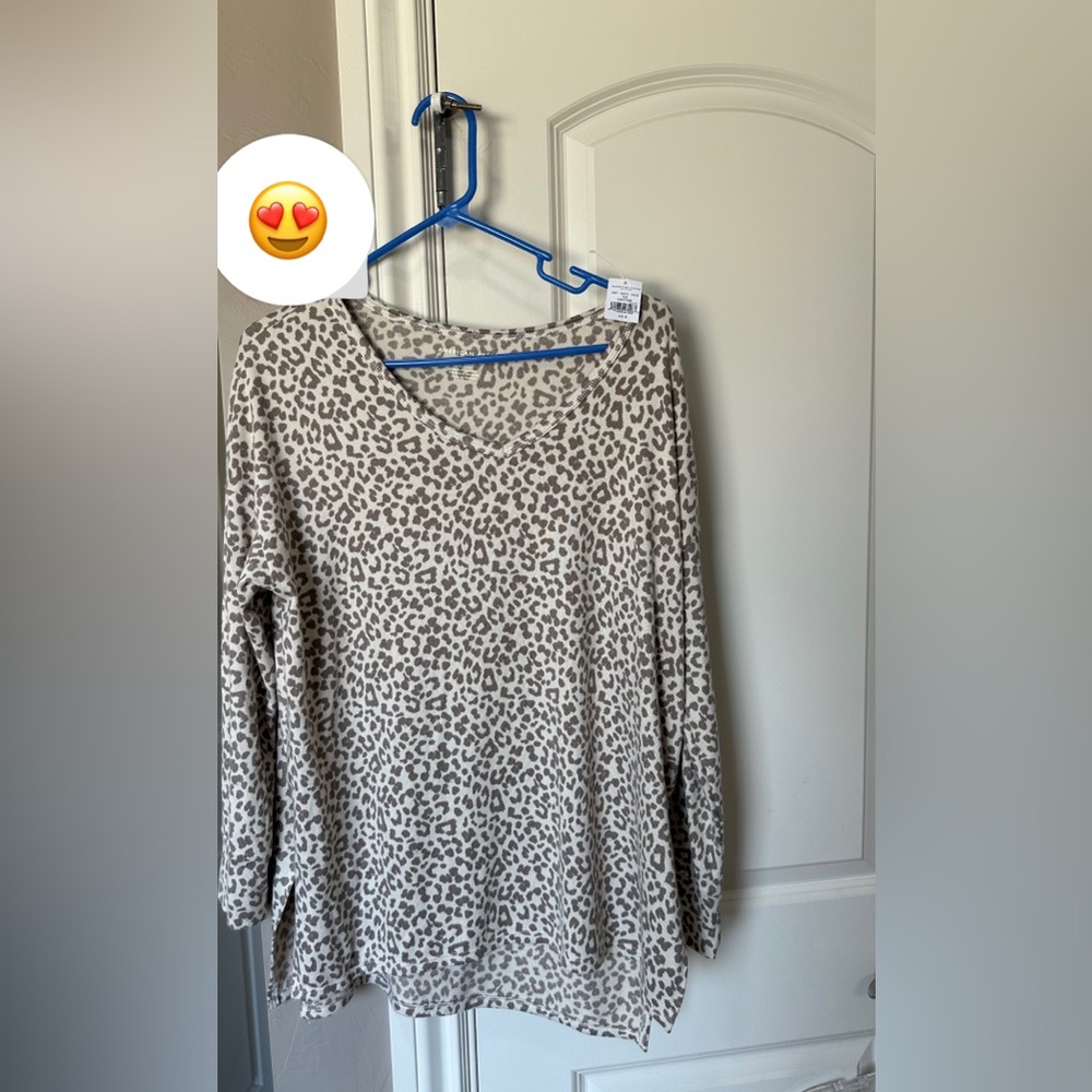 American Eagle Outfitters Gray Leopard Print Sweater